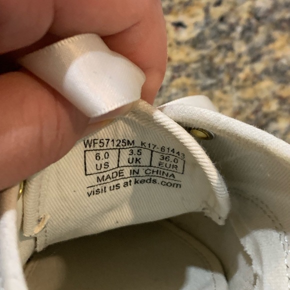 Keds X Kate Spade Gold glittery shoes size women’s 6 - Picture 8 of 10